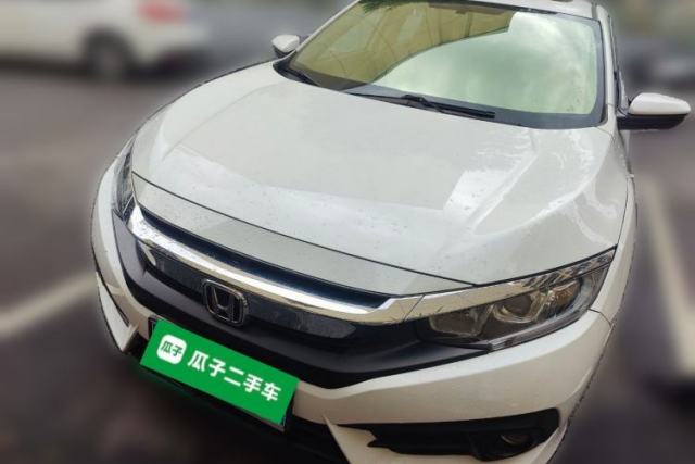 Honda Civic 2016 220TURBO CVT Luxury Edition مستعملة