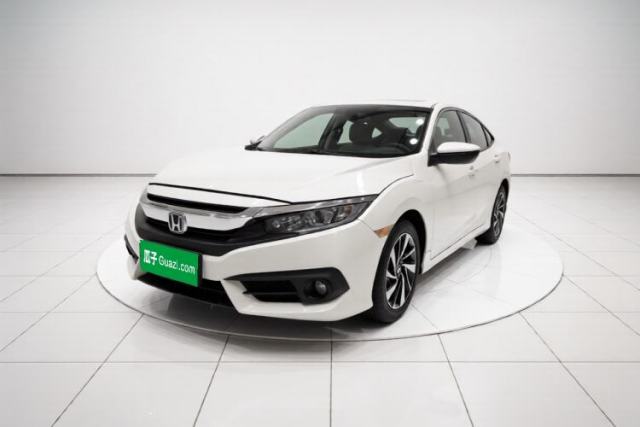 Używany Honda Civic 2016 220TURBO CVT Luxury Edition