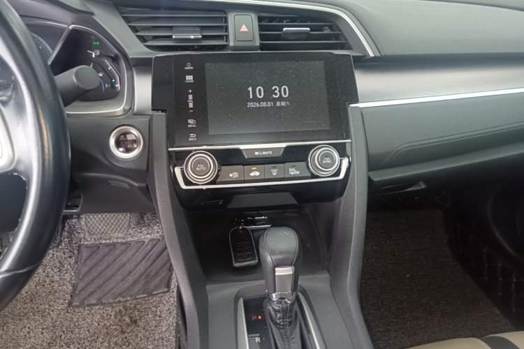 Used Honda Civic 2016 220TURBO CVT Prestige Edition Audio And AC Panel