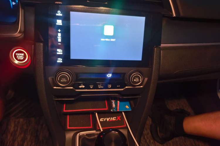 Used Honda Civic 2016 220TURBO Manual Luxury Edition Audio And AC Panel