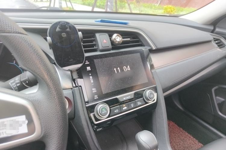 Used Honda Civic 2016 220TURBO CVT Luxury Edition Audio And AC Panel