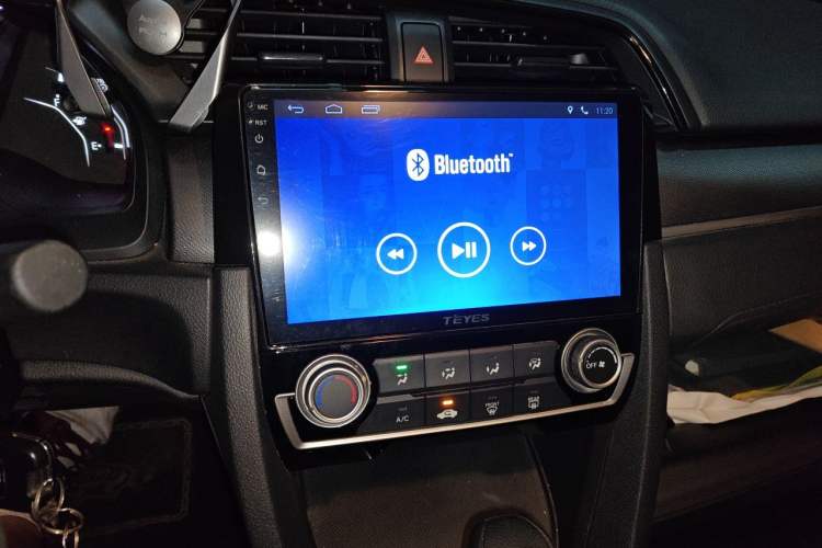 Used Honda Civic 2016 180TURBO CVT Comfort Version Audio And AC Panel