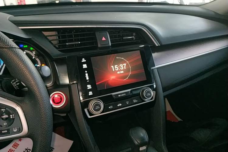Used Honda Civic 2016 220TURBO CVT Luxury Edition Audio And AC Panel