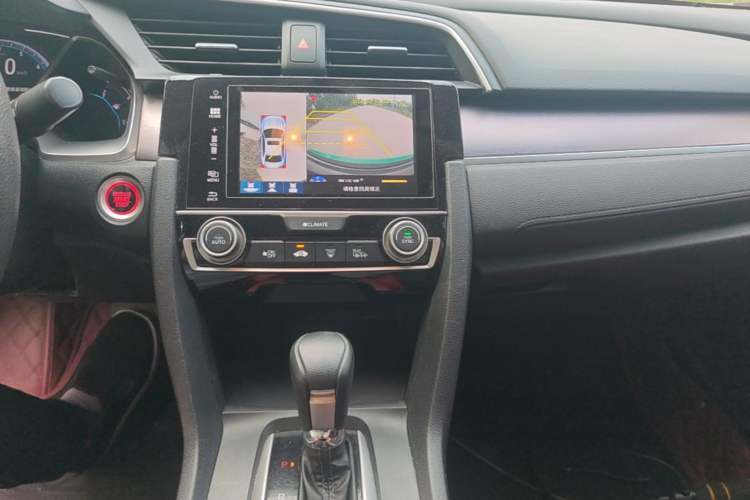 Used Honda Civic 2016 220TURBO CVT Luxury Edition Audio And AC Panel