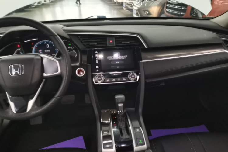 Used Honda Civic 2016 220TURBO CVT Prestige Edition Audio And AC Panel
