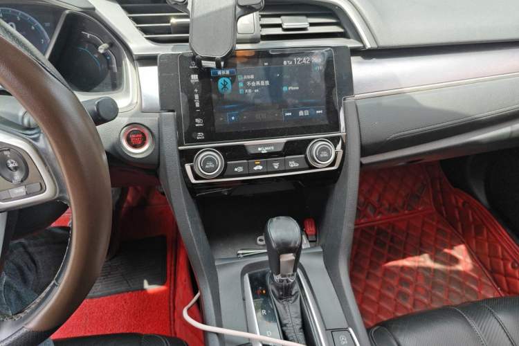 Used Honda Civic 2016 220TURBO CVT Prestige Edition Audio And AC Panel