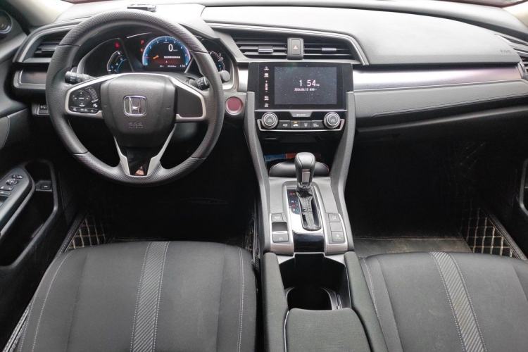 Used Honda Civic 2016 220TURBO CVT Luxury Edition Center Console