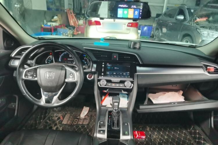 Used Honda Civic 2016 220TURBO CVT Prestige Edition Center Console