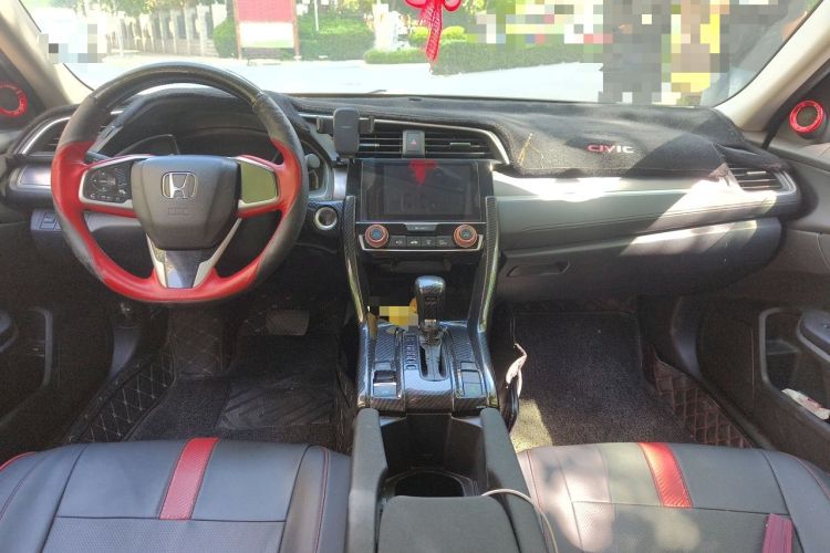 Used Honda Civic 2016 220TURBO CVT Luxury Edition Center Console