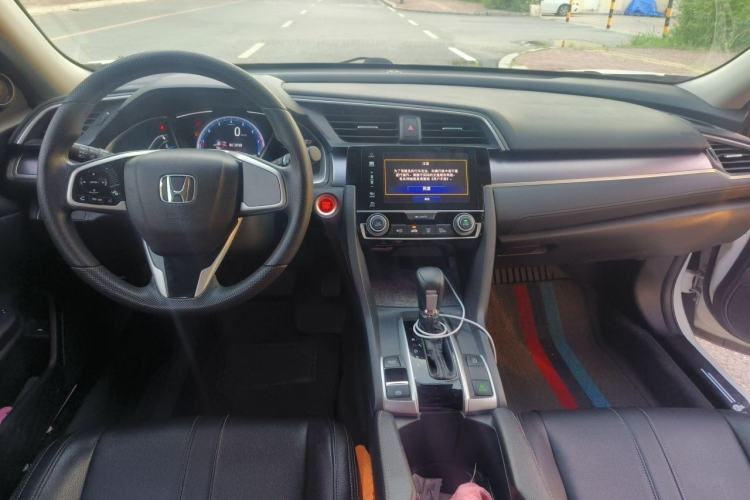 Used Honda Civic 2016 220TURBO CVT Luxury Edition Center Console