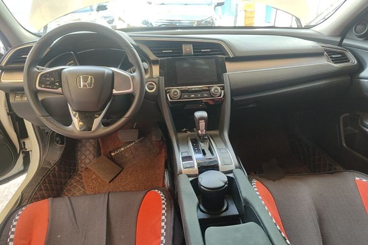 Used Honda Civic 2016 220TURBO CVT Luxury Edition Center Console