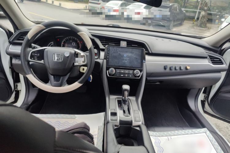 Used Honda Civic 2016 180TURBO CVT Comfort Version Center Console