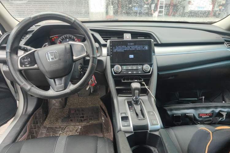 Used Honda Civic 2016 180TURBO CVT Comfort Version Center Console