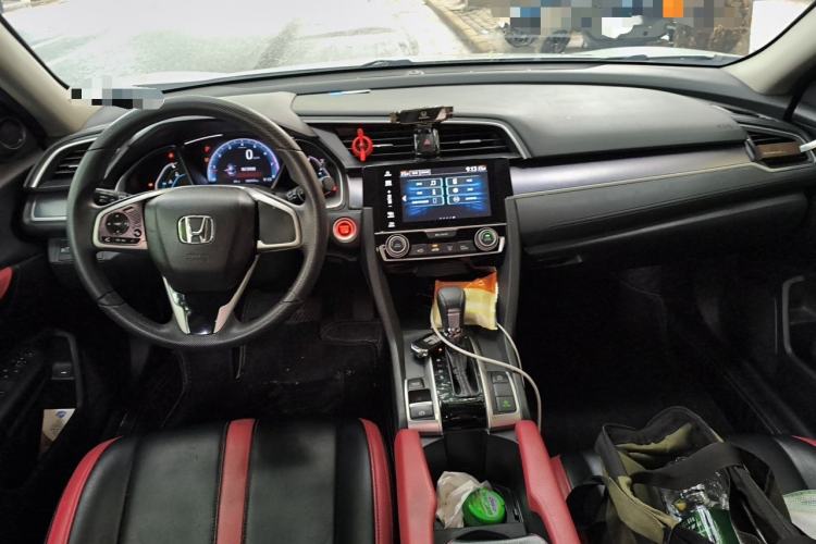 Used Honda Civic 2016 220TURBO CVT Luxury Edition Center Console