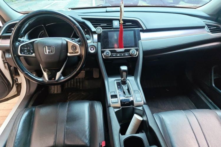 Used Honda Civic 2016 220TURBO CVT Prestige Edition Center Console