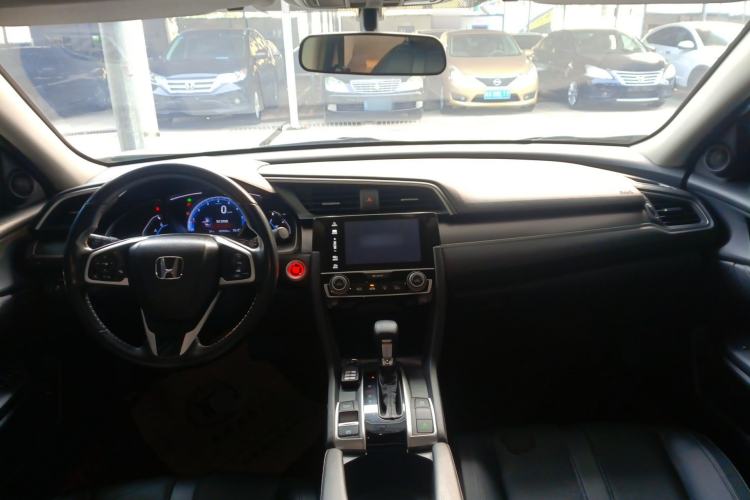 Used Honda Civic 2016 220TURBO CVT Prestige Edition Center Console