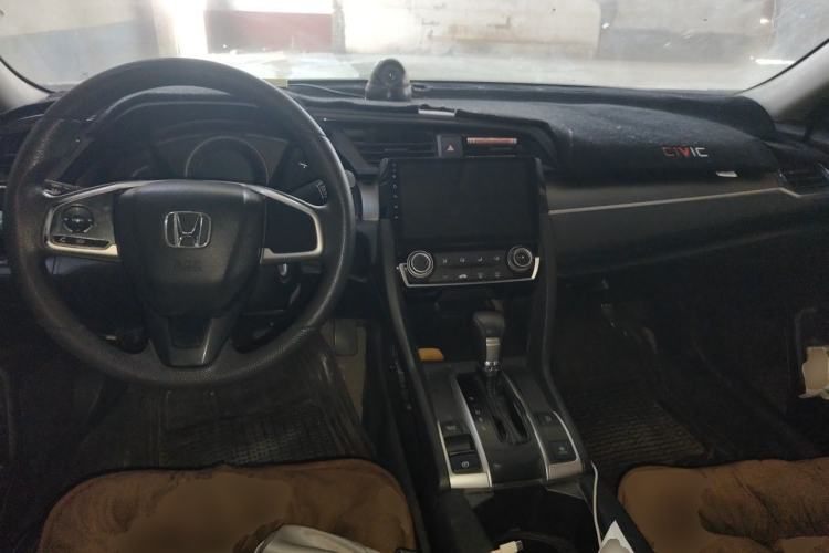 Used Honda Civic 2016 180TURBO CVT Comfort Version Center Console
