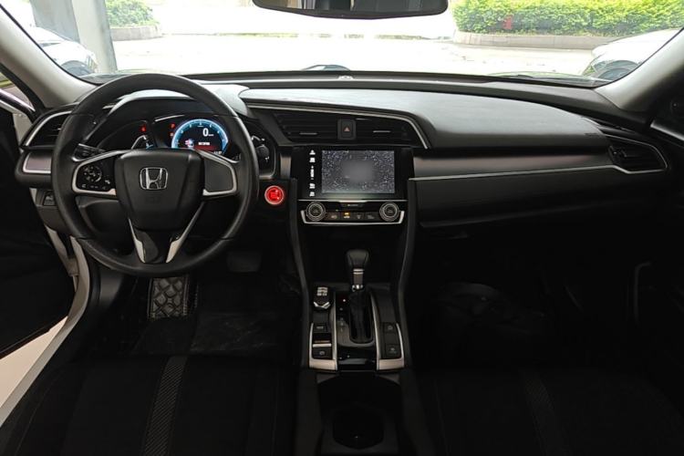 Used Honda Civic 2016 220TURBO CVT Luxury Edition Center Console