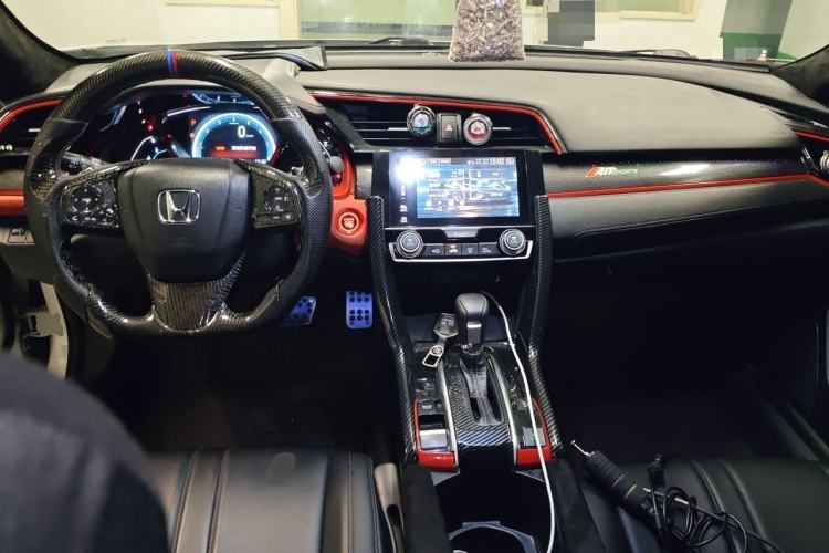 Used Honda Civic 2016 220TURBO CVT Luxury Edition Center Console