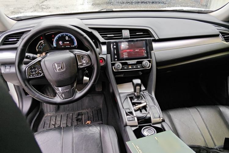 Used Honda Civic 2016 220TURBO CVT Prestige Edition Center Console