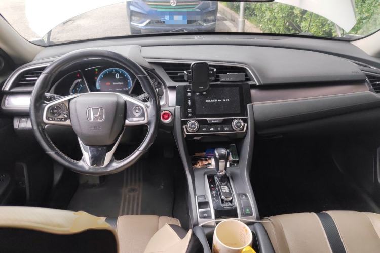 Used Honda Civic 2016 220TURBO CVT Prestige Edition Center Console
