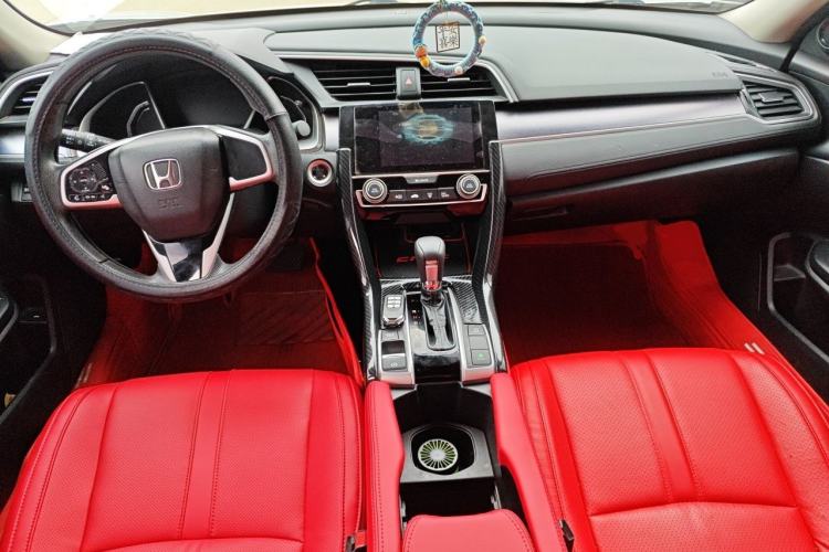 Used Honda Civic 2016 220TURBO CVT Luxury Edition Center Console