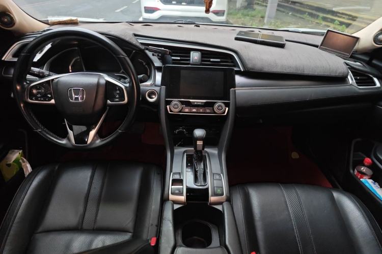Used Honda Civic 2016 220TURBO CVT Prestige Edition Center Console