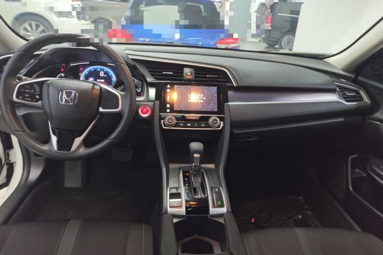 Used Honda Civic 2016 220TURBO CVT Luxury Edition Center Console