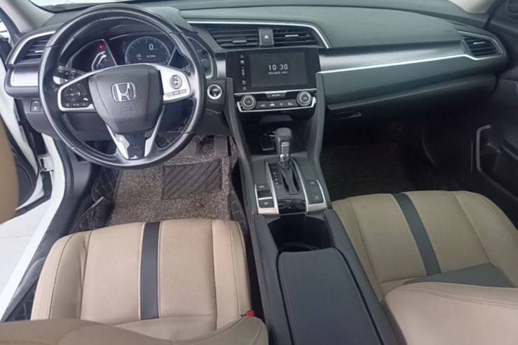 Used Honda Civic 2016 220TURBO CVT Prestige Edition Center Console