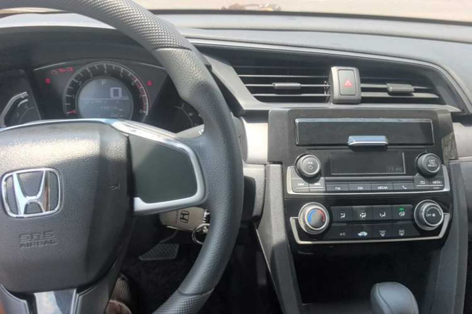 Used Honda Civic 2016 180TURBO CVT Comfort Version Center Console