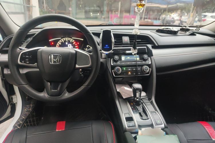Used Honda Civic 2016 180TURBO CVT Comfort Version Center Console