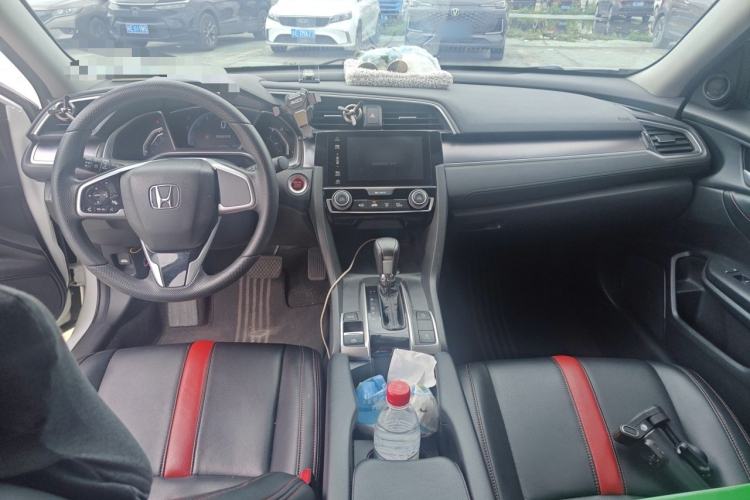 Used Honda Civic 2016 220TURBO CVT Luxury Edition Center Console