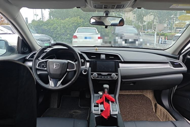 Used Honda Civic 2016 220TURBO CVT Luxury Edition Center Console