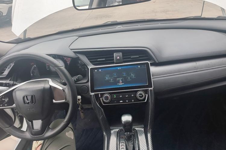 Used Honda Civic 2016 180TURBO CVT Comfort Version Center Console