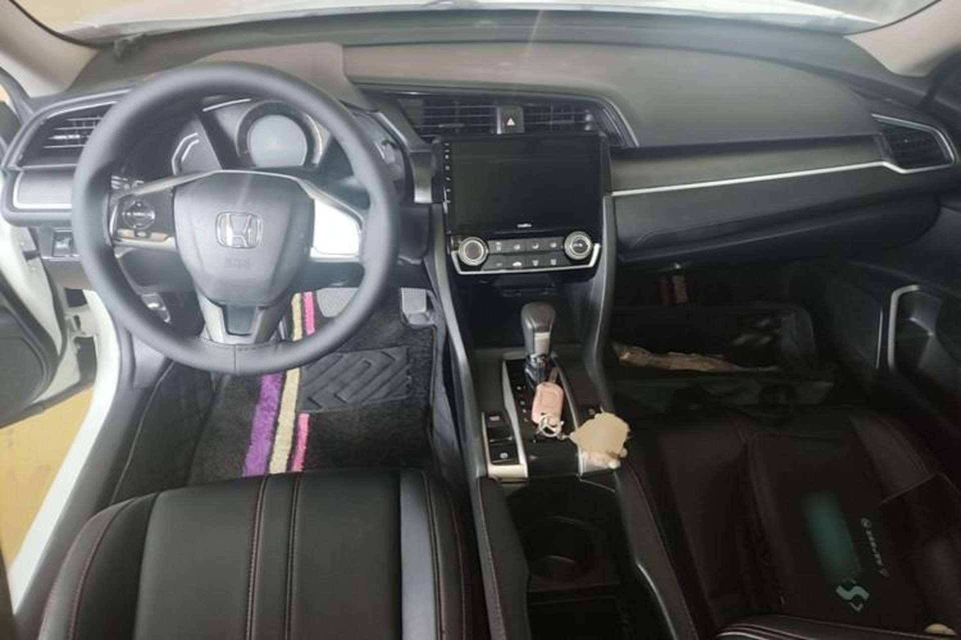 Used Honda Civic 2016 180TURBO CVT Comfort Version Center Console