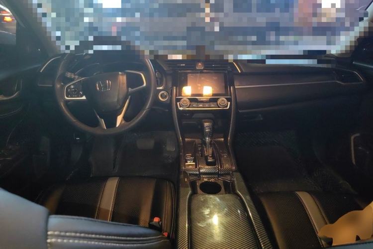 Used Honda Civic 2016 220TURBO CVT Luxury Edition Center Console