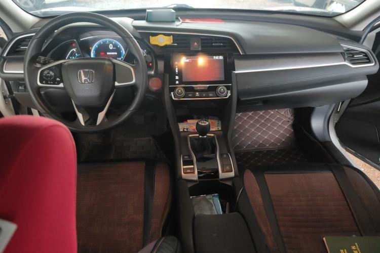 Used Honda Civic 2016 220TURBO Manual Luxury Edition Center Console