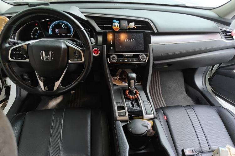 Used Honda Civic 2016 220TURBO CVT Prestige Edition Center Console