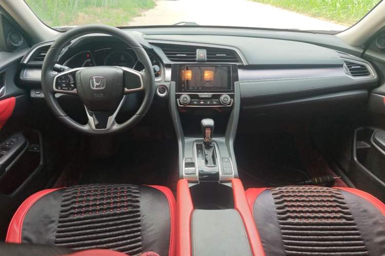 Used Honda Civic 2016 220TURBO CVT Luxury Edition Center Console