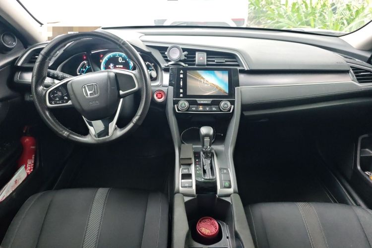 Used Honda Civic 2016 220TURBO CVT Luxury Edition Center Console