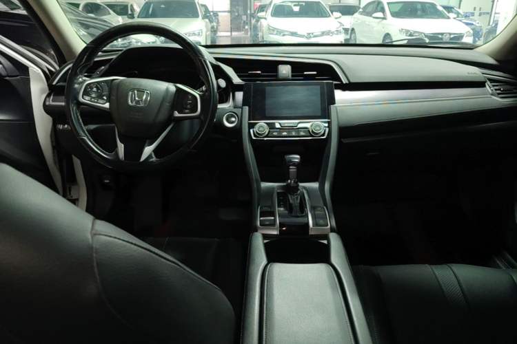 Used Honda Civic 2016 220TURBO CVT Prestige Edition Center Console