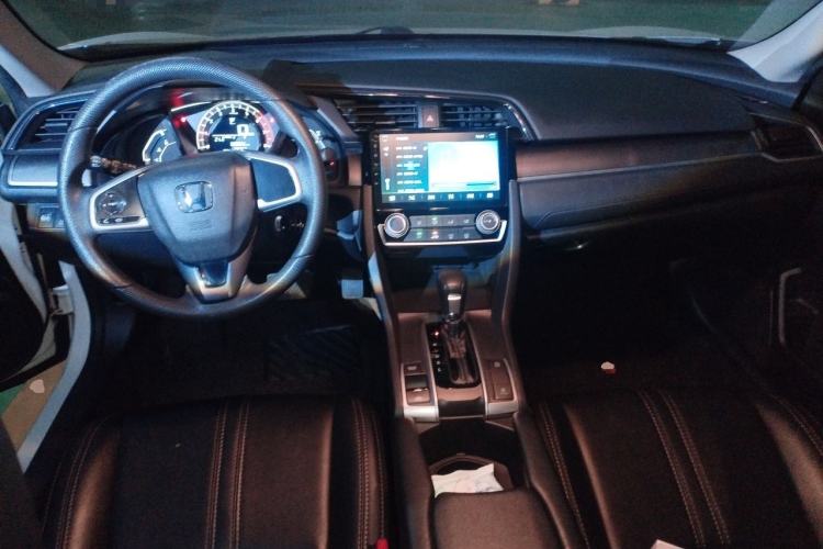 Used Honda Civic 2016 180TURBO CVT Comfort Version Center Console
