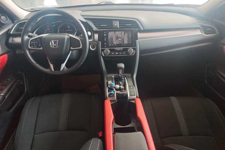 Used Honda Civic 2016 220TURBO CVT Luxury Edition Center Console