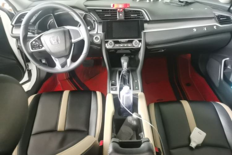 Used Honda Civic 2016 220TURBO CVT Luxury Edition Center Console