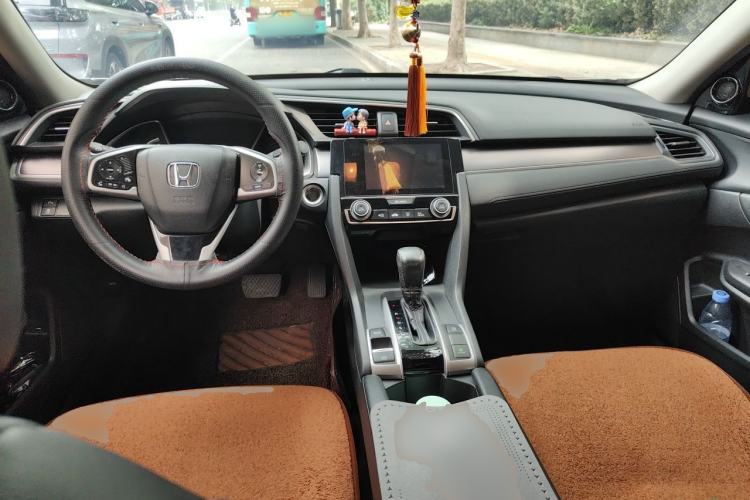 Used Honda Civic 2016 220TURBO CVT Prestige Edition Center Console