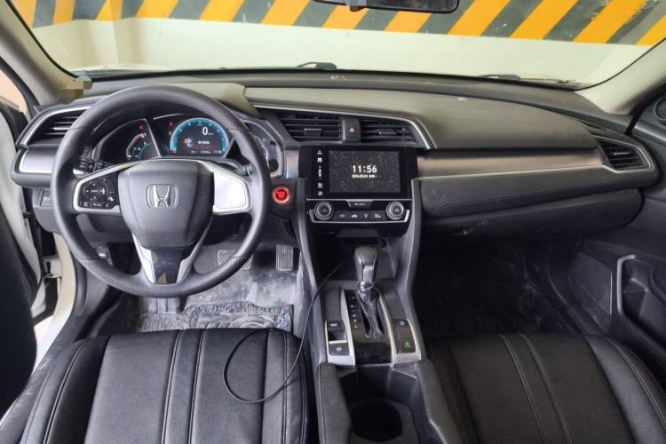Used Honda Civic 2016 220TURBO CVT Luxury Edition Center Console
