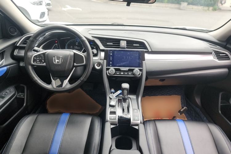 Used Honda Civic 2016 220TURBO CVT Luxury Edition Center Console