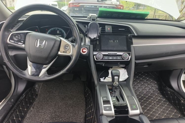 Used Honda Civic 2016 220TURBO CVT Prestige Edition Center Console