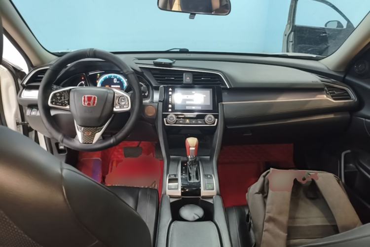 Used Honda Civic 2016 220TURBO CVT Prestige Edition Center Console