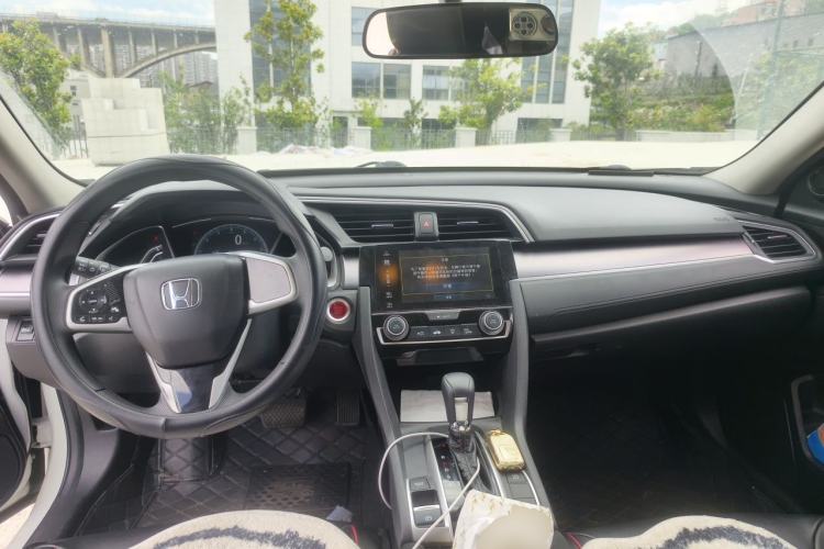 Used Honda Civic 2016 220TURBO CVT Luxury Edition Center Console